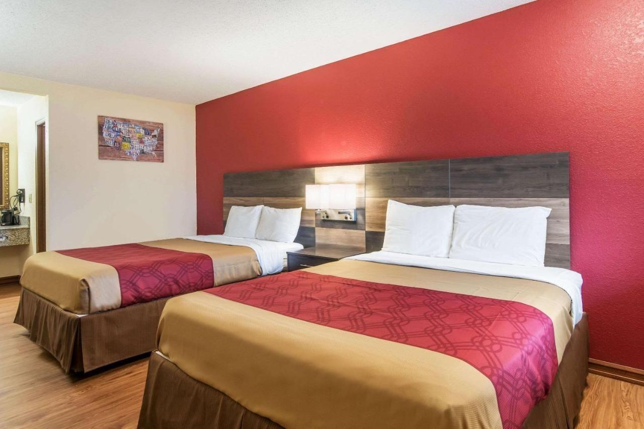Cloverdale Econo Lodge מראה חיצוני תמונה